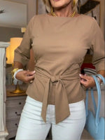 T-shirt casual in cotone con laccetti