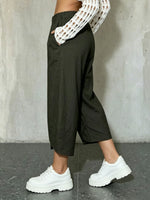 Women's Solid Color Loose Elegant Casual Simple Cotton And Linen Ninth Pants