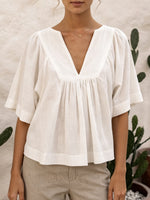 Women's Cotton And Linen V-neck Doll Blouse