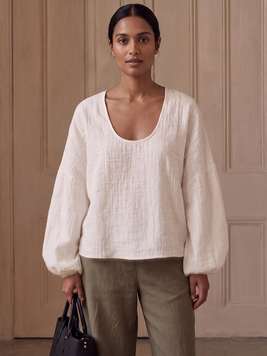 The New Minimalist — Backless Cotton-Linen Shirt