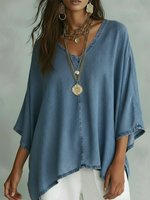 Camicia in denim comoda e ampia con scollo a V