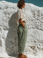 Stylish Casual Two-piece Set: Lace Top And Linen-cotton Trousers
